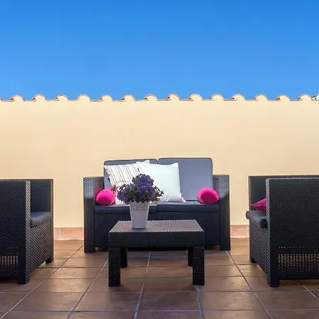 Quint Mar By Globalsitges Con Piscina Y Jardin Privado. Pet Friendy Sitges